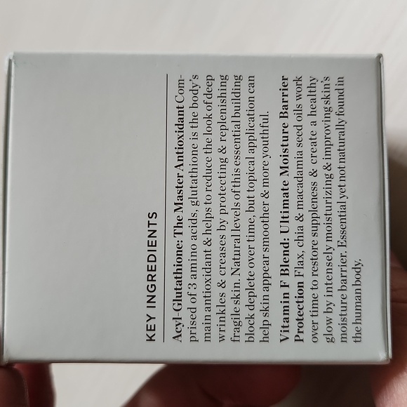 NEW ⭐️ Perricone MD Rejuvenating Moisturizer 1 fl oz / 30 mL ♥️ - Picture 4 of 7